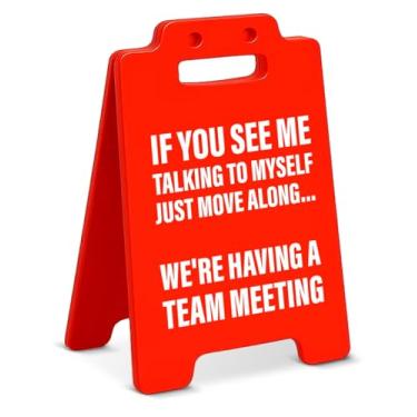 Imagem de Placa decorativa engraçada para mesa de escritório If You See Me Talking to Myself We're Having a Team Meeting Sign Office Cubicle Table Shelf Decor