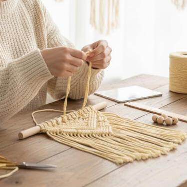 Imagem de Cordão de macramê 3 mm x 100 jardas corda de algodão colorido para pendurar na parede, decoração de casa, cabides de plantas (amarelo claro)