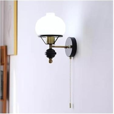 Imagem de Arandela de parede francesa, luminária de cabeceira de quarto retrô americana com sombra de vidro branco, interruptor de corrente de puxar, luminária decorativa E26, luminária de parede industrial