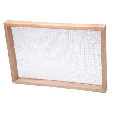 Imagem de Peneira Retangular Malha 06 50cm X 80cm para Peneirar Areia Média em Madeira Momfort