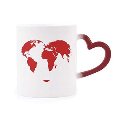 Imagem de Caneca sensível ao calor com mapa múndi vermelho de coração dia dos namorados com mudança de cor vermelha