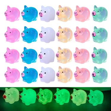 Imagem de artisanstar Mini porcos de resina que brilham no escuro - Estatuetas luminosas à prova d'água para jardins de fadas, artesanato DIY, lembrancinhas de festa infantil, decoração de casa segura (7 cores)