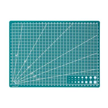 Imagem de Tapete de corte Precision A5 com grade e guias de ângulo, placa de artesanato durável de dupla face para álbuns, projetos de design e bricolage