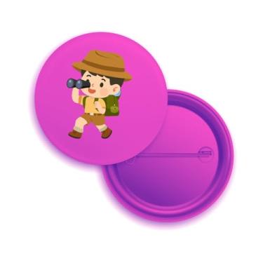 Imagem de Bottons Pins Explorador Safari com Binóculo, Tema Aventura, Design Cartoon, Pack com 10 Unidades (10, Rosa)