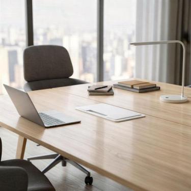 Imagem de Caixa De Tomada Com 4 Módulos De Tomadas Para Embutir Em Mesa Ou Escri