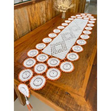 Imagem de Caminho De Mesa 1,50m Branco Com Detalhe Colorido Crochê - Maria Croch