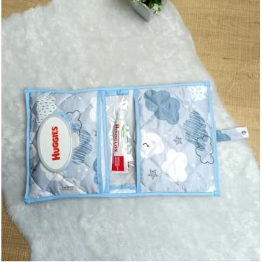 Imagem de Porta Lenços Umedecidos e Fraldas Pomada Estampas Nuvem Azul Menino Bebê
