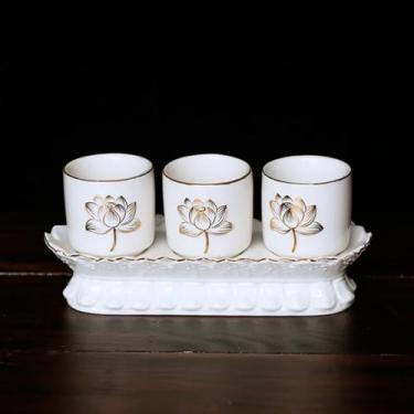 Imagem de FENNYYAR 3 peças com santuário budista base de copo de água benta consagrado, 4,5 cm 4,6 cm, copo de Buda com oferta doméstica de cerâmica