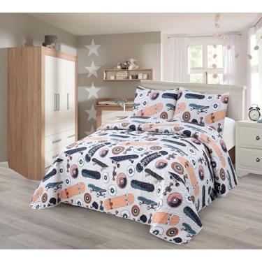 Imagem de Conjunto de colcha Kids Zone Collection, conjunto de cama com estampa de skate para crianças/adolescentes, azul marinho e coral, com padrão de rodas, casal/queen