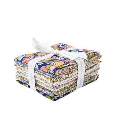 Imagem de Liberty Tree of Life Woodland Pastels Fat Quarter Bundle (13 peças) por Liberty Fabrics para Riley Blake 18 x 21 polegadas (45,72 cm x 53,34 cm) Cortes de tecido, tecido de colcha DIY