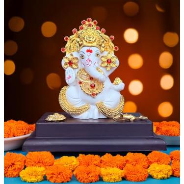 Imagem de Ídolo Ganesh banhado a ouro com base de madeira | Ganesha Murti premium com joias e Mushaka | Estátua Ganesh para casa Mandir, painel de carro, decoração de escritório e presente espiritual para