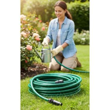 Imagem de Mangueira Jardim 50m Anti-Torção Verde C/ Esguicho Premium - Congratul