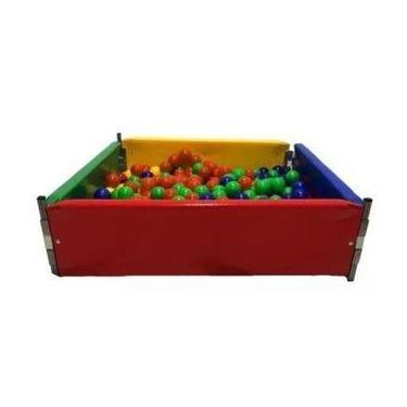 Imagem de Cercado de Madeira Colorido  Resistente e Perfeito para Piscina de Bol