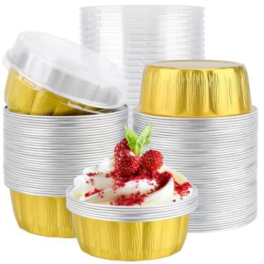 Imagem de EUSOAR Latas de muffin descartáveis, 100 peças de ramequins de alumínio dourado de 255 g com tampas, copos de cozimento com tampas, cupcakes, pudim de pão, suportes redondos de deserto, formas de lata