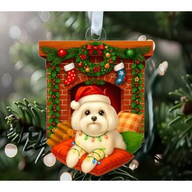 Imagem de NKPDesigns Enfeites de Natal maltês engraçados - Decoração de chapéu de Papai Noel de cachorro fofo - Decoração de Natal para pendurar em carro de acrílico - Presente para amantes de animais de