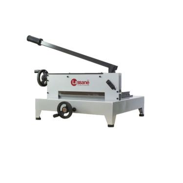 Imagem de Guilhotina de Facão Semi Industrial Lassane GSI 34 Plus para Cortes Até 340mm Mesa Milimetrada
