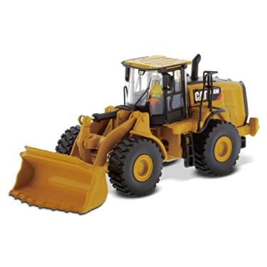 Imagem de CAT Caterpillar 966M Wheel Loader with Operator "High Line" Series 1/87 (HO) Scale Diecast Model by Diecast Masters