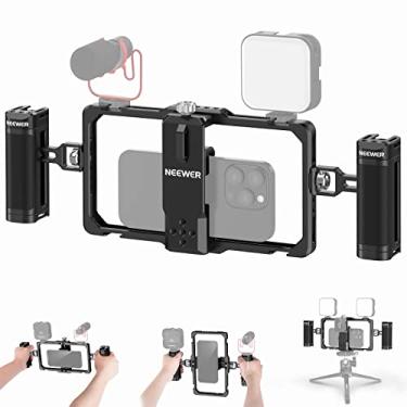 Imagem de NEEWER Kit de vlogging de equipamento telefônico atualizado, estabilizador de vídeo com alça dupla, slot de clipe de microfone sem fio para Tiktok/YouTube, compatível com SmallRig iPhone 15 14 Pro Max