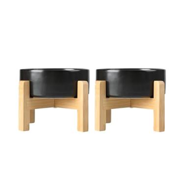 Imagem de SPUNKYJUNKY Conjunto de tigela de comida e água para cães de cerâmica Conjunto de 2 tigelas elevadas para cães, suporte de madeira antiderrapante, tigelas elevadas para alimentação de cães p