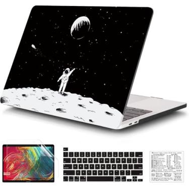 Imagem de QCzyc Compatível com MacBook Pro 13 polegadas 2021, 2020-2016 versão A2338 M1 A2289 A2251 A2159 A1989 capa rígida de plástico e película de teclado e adesivo de teclado Mac OS (Astronauta e Lua 1)