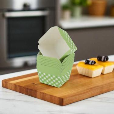 Imagem de Generic 50 peças de forros de cupcake copo quadrado grande padrão quadriculado compatível com máquina descartável papel laminado verde 6 x 6 x 5 cm