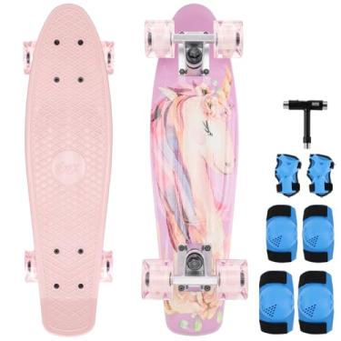 Imagem de KMX Skate Mini Cruiser de 55,88 cm para meninos e meninas e jovens, skate completo para iniciantes para crianças de 6 a 12 anos com rodas coloridas iluminadas de LED, placa de dedão adolescente (LED rosa)
