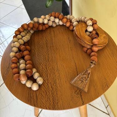 Imagem de Colar de Mesa Porta Parede Decorativo Em Madeira Nossa Senhora (Terracota)