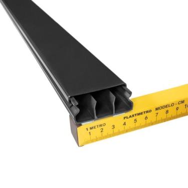 Imagem de Canaleta De PVC Reforçada com Divisória 50x20x2000mm Preta Com Fita Du