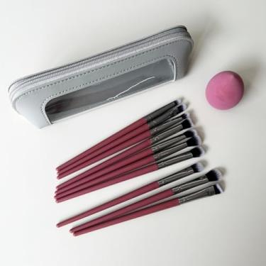 Imagem de Conjunto de pincéis de maquiagem borgonha e prata de 12 peças | Pincéis de cerdas macias para blush e sombra de nariz com bolsa de armazenamento 23-2