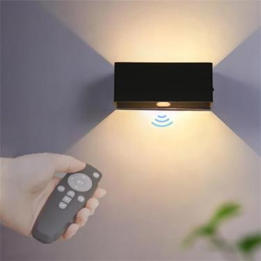 Imagem de Luminárias de parede LED operadas por bateria, reguláveis com controle remoto, arandela interna com sensor de movimento, luminária de parede recarregável sem fio, luz para cima e para baixo,