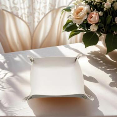 Imagem de Bandeja de joias com manobrista para mulheres e homens, mesa de entrada, mesa de cabeceira, mesa de cabeceira, portátil, pequena, prato de viagem para chave, carteira, relógio (branca)