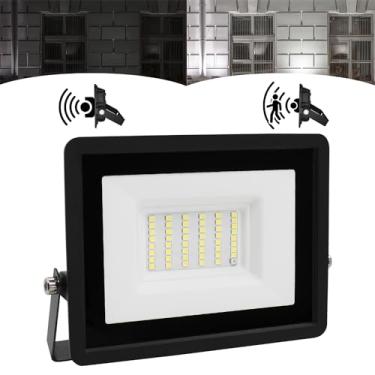 Imagem de Refletor Led 50w Bivolt Prova D'agua C/Sensor De Presença