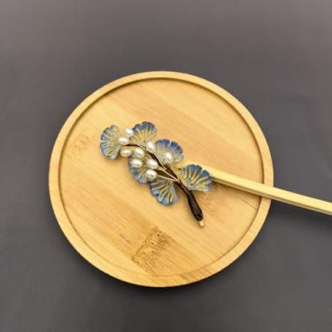 Imagem de 1 grampo de cabelo de camélia vermelha Cayyoomm - Bastão de cabelo floral Hanfu chinês requintado com 3 flores realistas, acessório de cabelo vintage elegante para mulheres (folha de bordo)