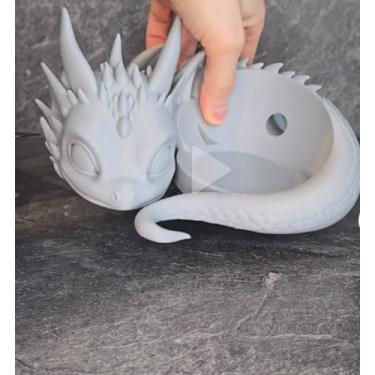 Imagem de Suporte Amazon Alexa Echo Dot 4, Echo Dot 5 - Dragão (Prata)