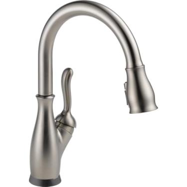 Imagem de Delta Faucet Torneira de cozinha Leland VoiceIQ Touch com tecnologia Touchless, torneira de cozinha de níquel escovado, torneira inteligente, Alexa Google Assistant ativada por voz, SpotShield