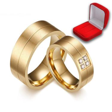 Imagem de Par Alianças 8mm Escovadas Banhada a  Ouro Com Brilhantes