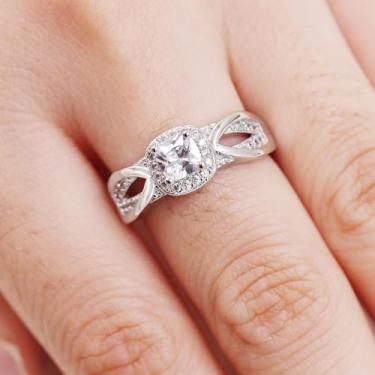 Imagem de Anel infinito de haste dividida para mulheres, design infinito solitário de zircônia cúbica redonda deslumbrante para noivado ou uso diário - Joias exclusivas para festas de casamento, 6, Latão