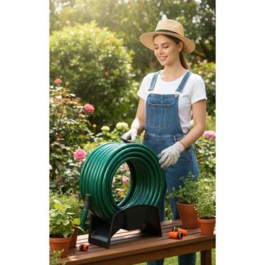 Imagem de Mangueira PVC Flexível 25m 3 Camadas Verde Jardim e Horta - Congratula