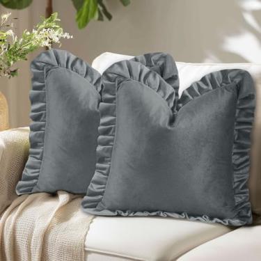 Imagem de JIUZHEN Capas de almofada cinza para sofá, sala de estar, cama, pacote com 2 fronhas quadradas decorativas de veludo com babados, 50 x 50 cm