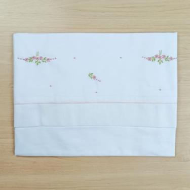 Imagem de Cueiro | Bordado à mão - Florzinhas