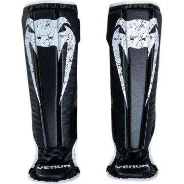 Imagem de Caneleira Anatômica De Proteção Muay Thai Mma Venum Giant Dark, Preto,
