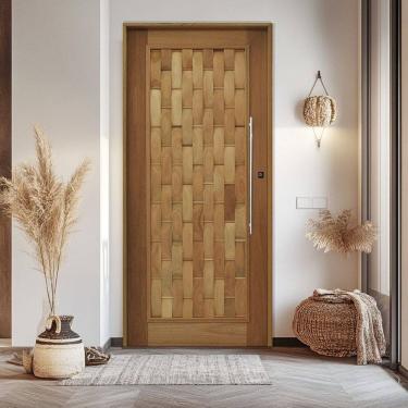 Imagem de Porta Couro em Pé Batente 14 Puxador Tubo 80 CM 102 X 210 Esquerdo Rodam Natural