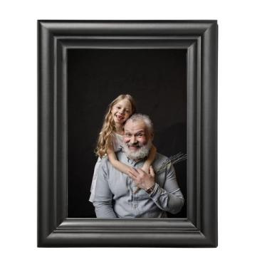 Imagem de Porta-retratos MOMLKFDAY preto 20x25cm de madeira maciça com vidro HD