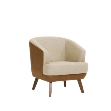 Imagem de Poltrona para Sala de Estar Pés em Madeira Tamara Mescla Terracota / Marfim