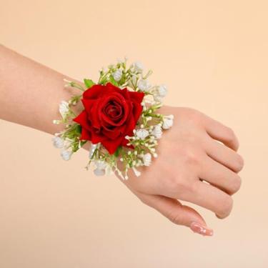 Imagem de Corpete de pulso de dama de honra: rosa vermelha artificial com corrente de pérolas e gipsófila, pulseira floral elegante para casamentos, formaturas, aniversários e eventos formais