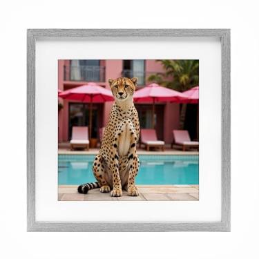 Imagem de Stupell Industries Cheetah Posed at Poolside Birch Framed Print Under Glass, design by Lettered and Lined, 40,6 x 40,6 cm