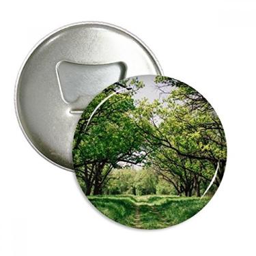 Imagem de Emblema multifuncional com ímã de geladeira e cenário de ciências da natureza silvicultura verde