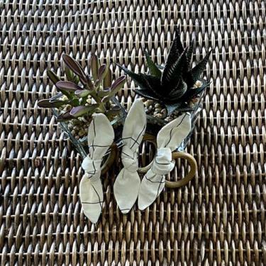 Imagem de Porta Gardanapo - Laço Cru com Listras Pretas - Pano e Prato Decor