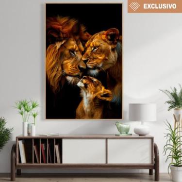 Imagem de Quadro decorativo família de leão com um filhote - MeMoldura, 80x120cm