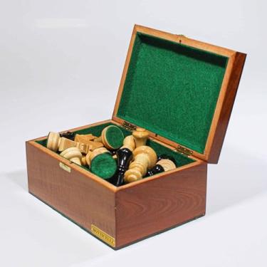 Imagem de Caixa Premium para Peças de Xadrez – Madeira Nobre e Interior em Feltro Verde